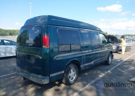 1999 Chevrolet Express z USA, uszkodzony, nr VIN 1GBFG15R2X1012890